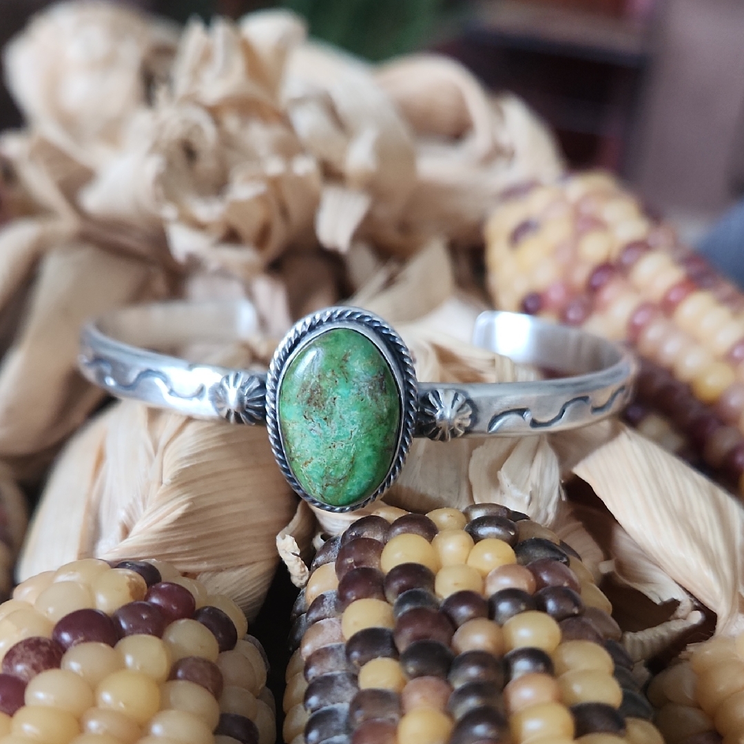Stunning Nwot Native American Navajo Sonoran Gold Turquoise Bracelet